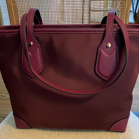 Michael Kors Eva Lightweight Nylon and Leather Small Tote Bag in Dark Berry NWT - Picture 2 of 10